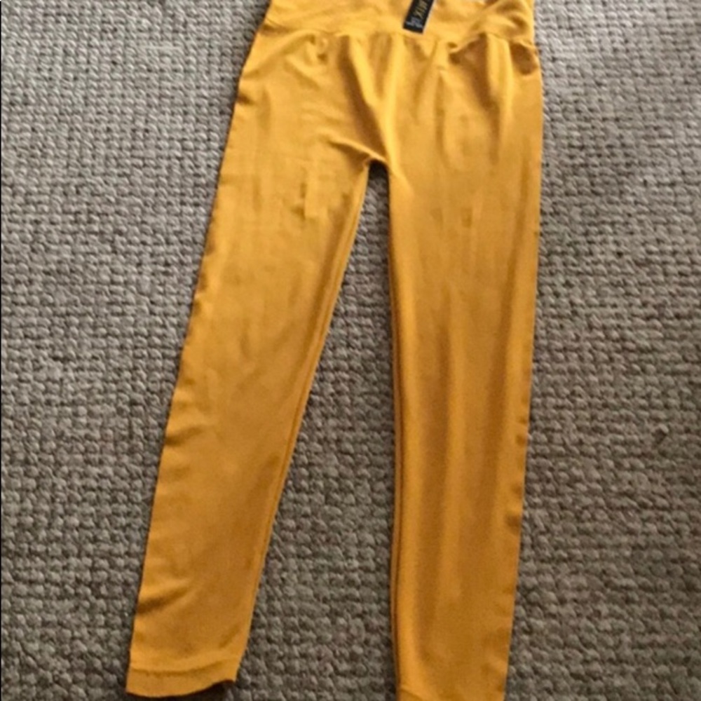 New Women’s Stretch Pants